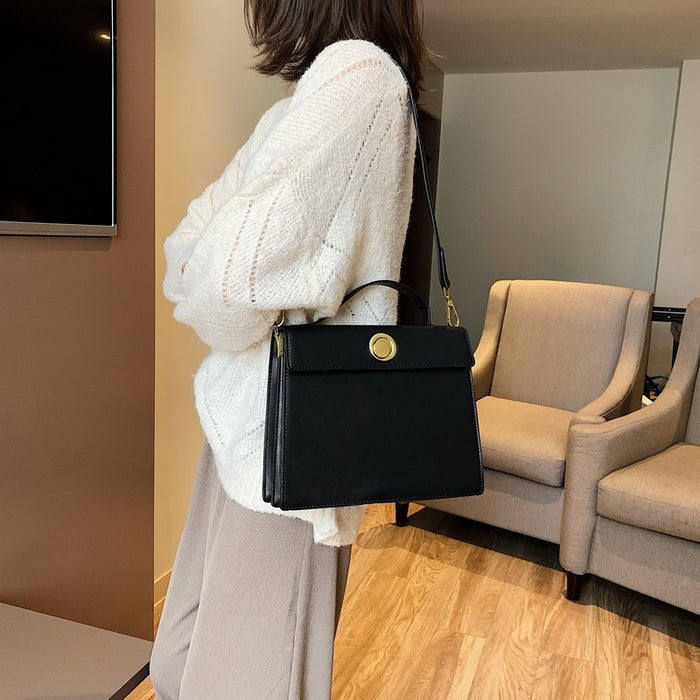 Modern Wide Strap Messenger