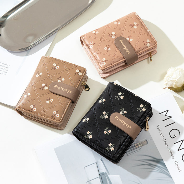 Stylish Rhombic Lettered Clutch