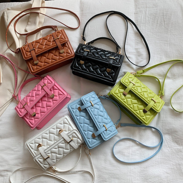Wholesale leek Belted Diamond-Embossed Bag