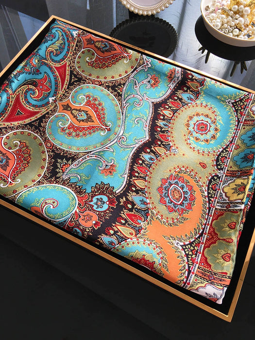 Green Exquisite Beautiful Silk Scarves.