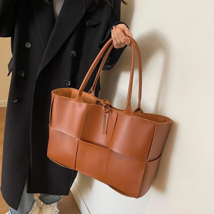 Vintage Woven Spacious Luxe Handbag