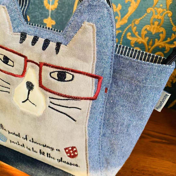 Three-dimensional cat fabric handbag