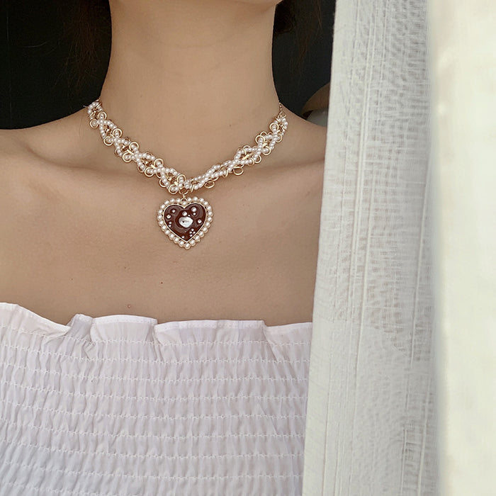 Heart-shaped clavicle chain