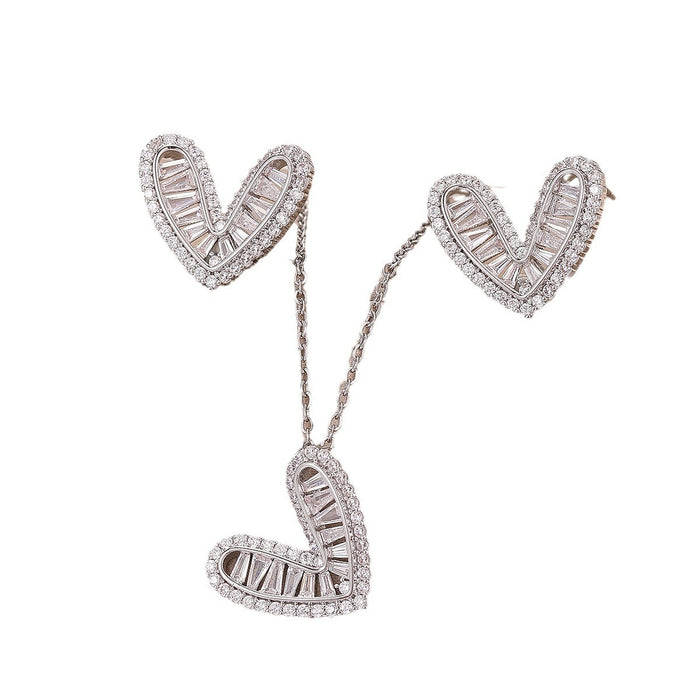 Women's Heart Necklace Niche Design Inlaid Zircon