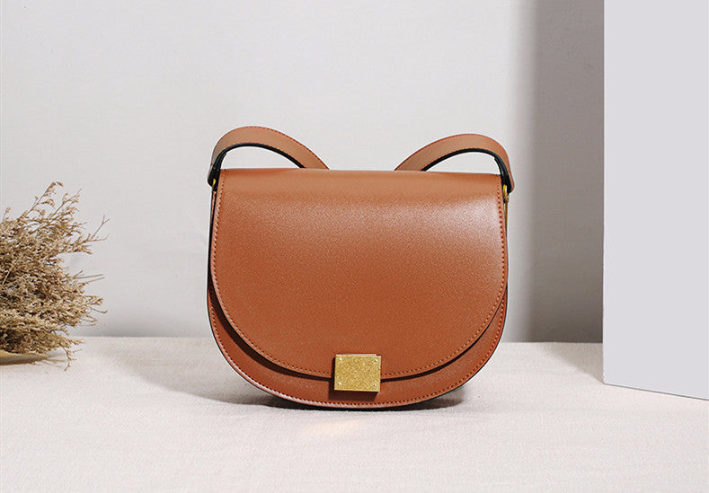 Ladies saddle bag